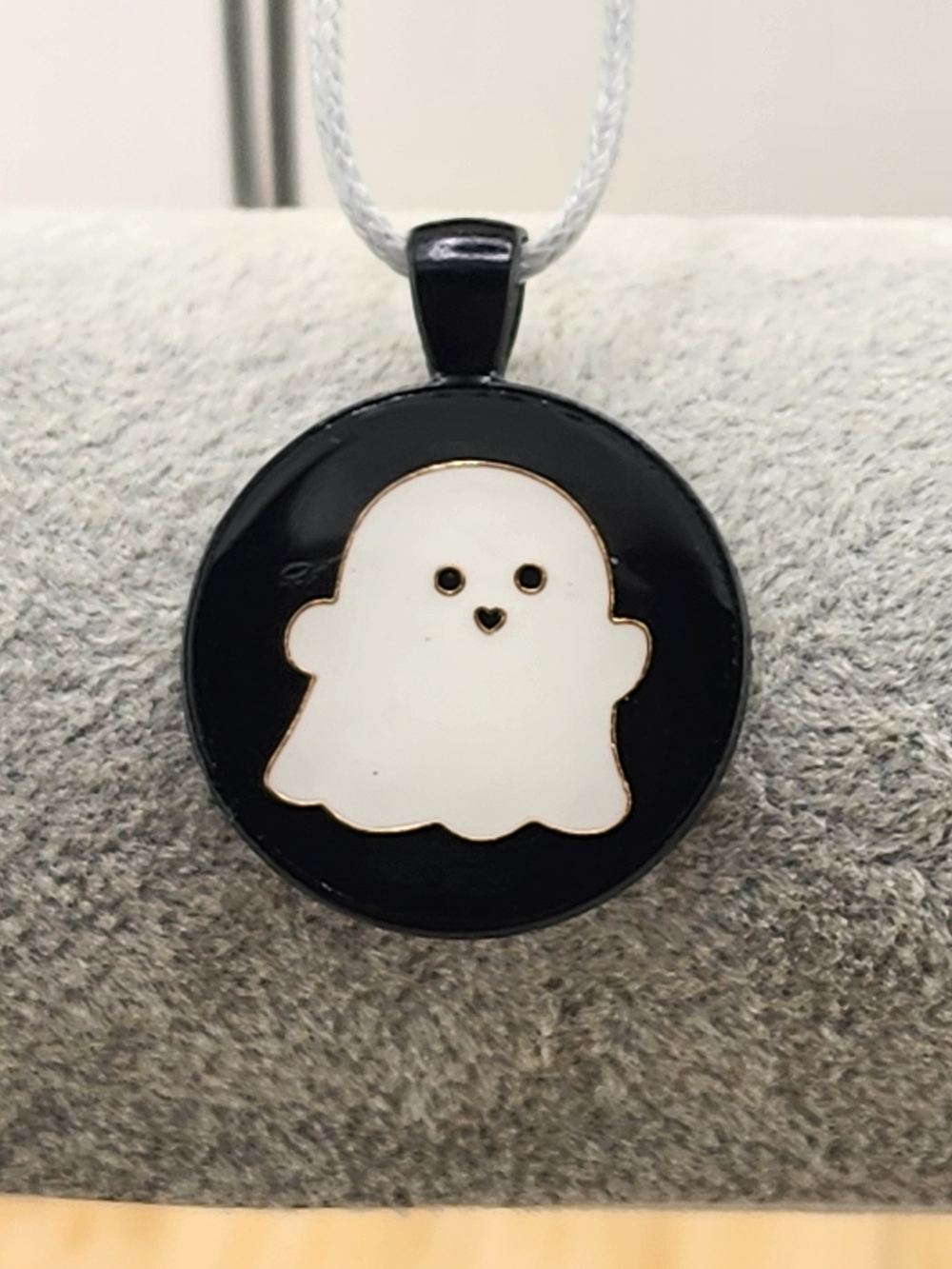 18in Adjustable Ghost Enamel Pendant Necklace Black and White Halloween Jewelry